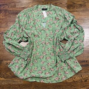Lane Bryant Green Floral Smocked V-neck Popover Blouse 26/28 Long Sleeve NWT